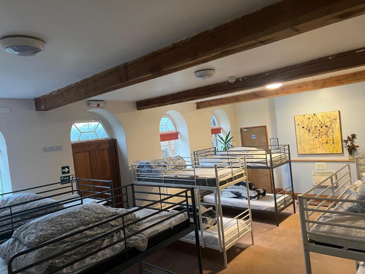 Llanfyllin Workhouse - Y Dolydd旅舍 外观 照片